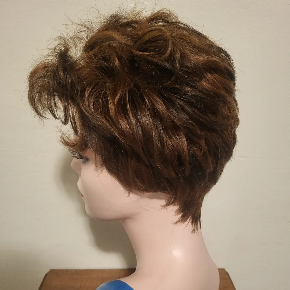 Beshe Short Wig - 652
